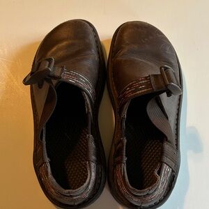 Women Chaco Shoes with Buckle